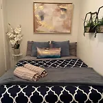 Queen 2Br With Free Parking, Near Cn Tower
