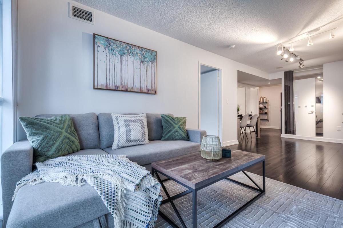Apartment Queen 2br With Free Parking, Near Cn Tower